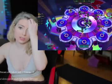 webcam girl kimilee22 image #6326089