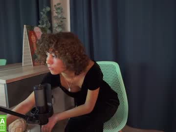 webcam girl lenaelisabeth image #6213346