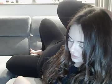 webcam girl innocentxdoll19 image #1675576