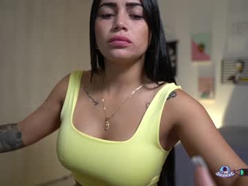 webcam girl ashlyeroberts01 image #4448114