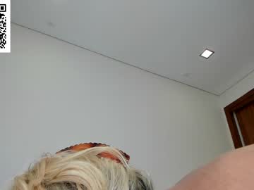webcam girl angel_danm_milf image #3275248