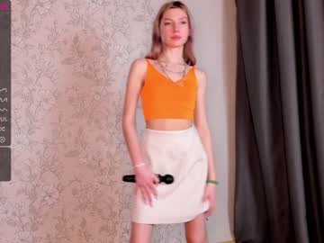 webcam girl princess_hug image #3525517