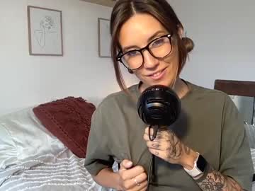webcam girl taylorslittlekingdom image #6689373