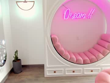 webcam girl ashlyeroberts1 image #1608915
