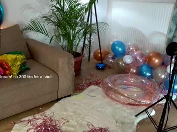 webcam girl naughtyrider69 image #2524443