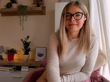 webcam girl bestgirl_ofthe_neighborhood image #3925062
