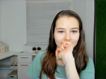 webcam girl carolineprise image #724707