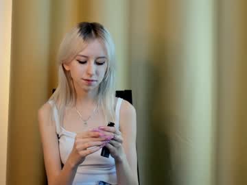 webcam girl blonde_lotos image #5872797
