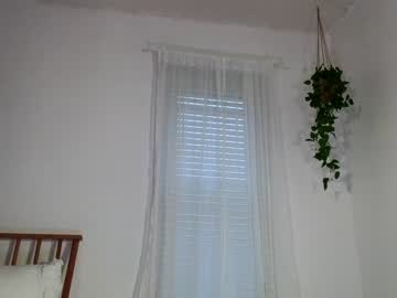 webcam girl littlegreekflower image #5959794