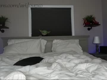 webcam couple ari_lovexo image #3806546