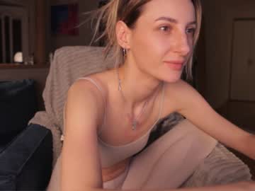 webcam girl alicedotg image #1288234