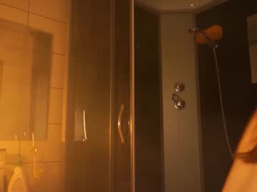 webcam girl margarethowell image #5909358