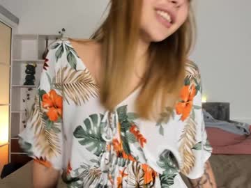 webcam girl l0ve_sh0w image #5644835