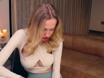 webcam girl lolly_bella_ image #3791175
