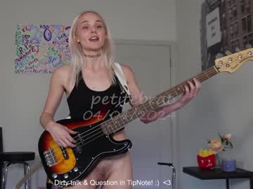 webcam girl petitebrat image #6702651