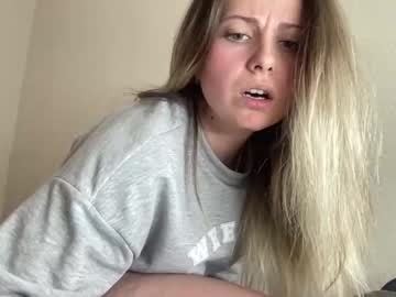 webcam girl like_shh image #1044748
