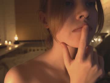 webcam girl bibi_it_is image #1906073