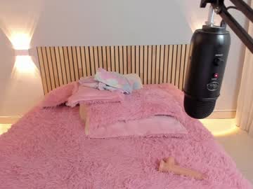 webcam girl little_effy18 image #4778993