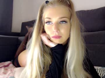 webcam girl pervyblonde image #1916343