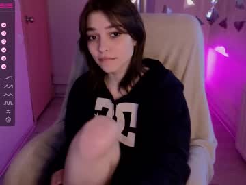 webcam girl lily_ewing image #4204772