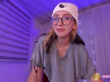 webcam girl maxinegh_ image #981175
