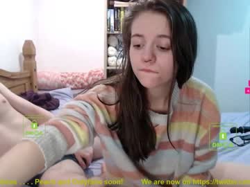 webcam couple snacksandnaps image #1102163