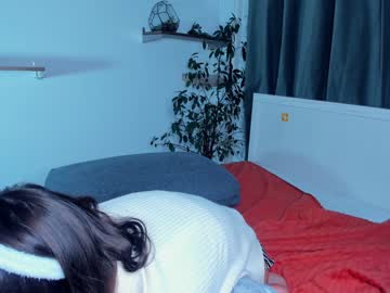 webcam girl _night_moon_ image #5909646