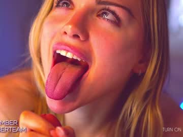webcam girl emmber image #2704066