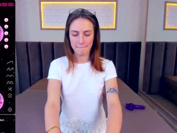 webcam girl kitty_wood image #3639760