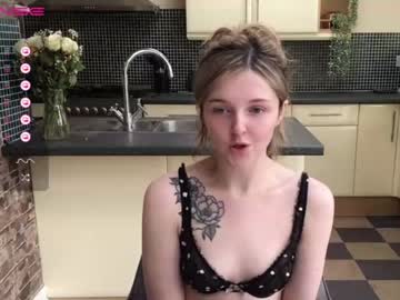 webcam girl lucydelovely image #3991190