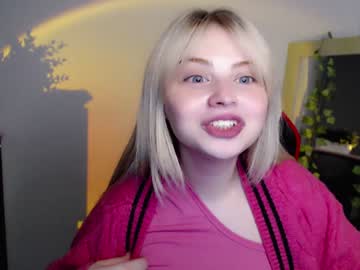 webcam girl shy_blondiee image #3756385