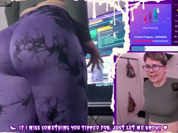 webcam girl creepycrawlyqueen image #4352701