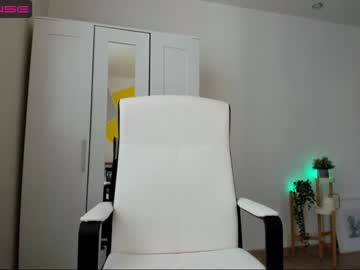 webcam girl roxy_blue_eyed_ image #4602875
