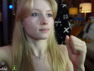 webcam girl bestblondiiecb image #6815047