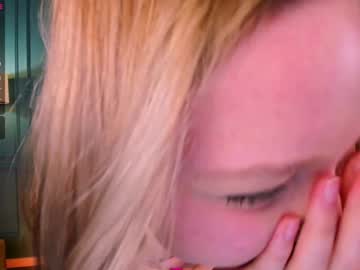 webcam girl dinablush image #3369471