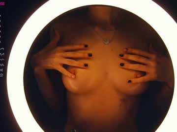 webcam girl deliaderrick image #6933930