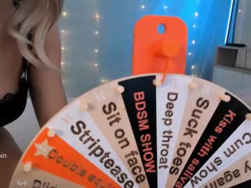 webcam girl sinacampby image #419106