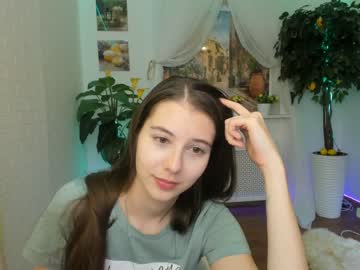 webcam girl carolineprise image #674570