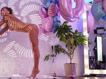 webcam girl eva_fashionista image #5173035