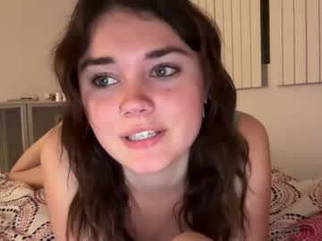 webcam girl queencassidyy image #5843115