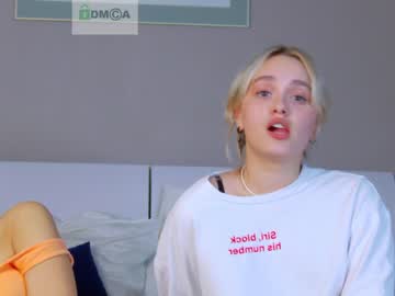 webcam girl lilly_mattsson image #4284350