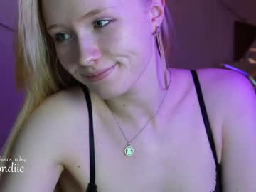 webcam girl bestblondiiecb image #3826173