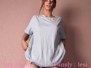 webcam girl lesi_moon image #5082932