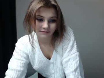 webcam girl relax_nina image #546154