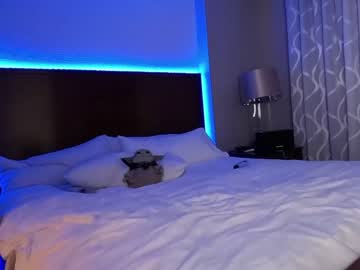 webcam couple ari_lovexo image #5999630