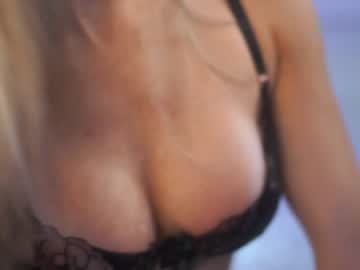 webcam girl eva_fashionista image #5396135