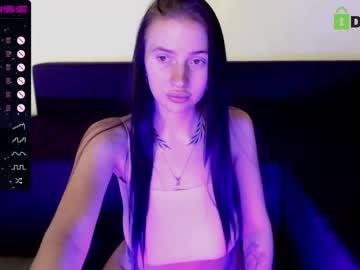 webcam girl fallen_angel_18 image #3680868