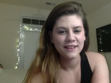 webcam girl highfivecreampie image #2109387