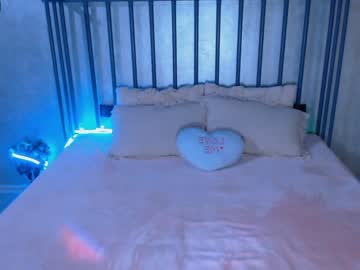 webcam girl juliabeng1 image #2771612