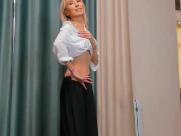 webcam girl laravongrey image #4582585